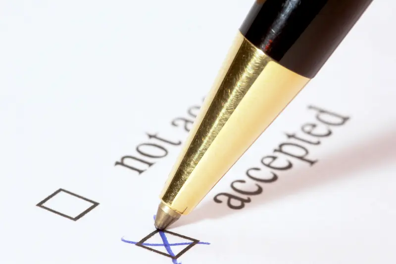 Personal injury settlement offers and what to know before accepting.